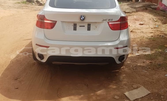 Acheter Import Voiture BMW X6 Blanc à Sukuta, Brikama Acheter Import Voiture BMW X6 Blanc à Sukuta, Brikama