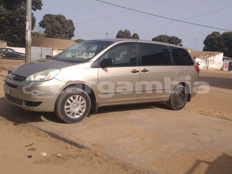 Big with watermark toyota sienna banjul banjul 2380