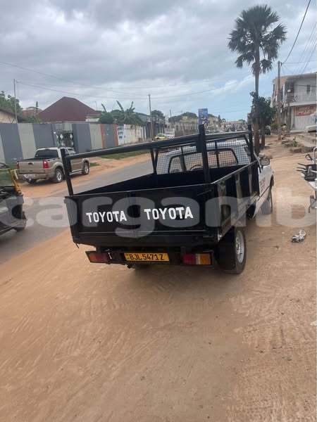Big with watermark toyota pickup kanifing serekunda 2393