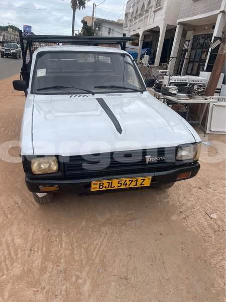 Big with watermark toyota pickup kanifing serekunda 2393