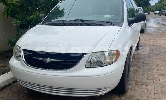 Buy Used Chrysler Viper White Car in Banjul in Banjul Buy Used Chrysler Viper White Car in Banjul in Banjul