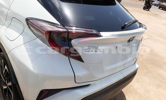Dieundeu Imported Toyota C-HR White Auto in Sukuta in Brikama Dieundeu Imported Toyota C-HR White Auto in Sukuta in Brikama