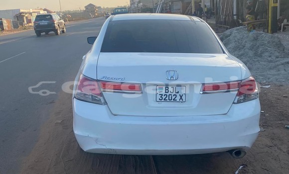 Buy Used Honda Accord White Car in Banjul in Banjul Buy Used Honda Accord White Car in Banjul in Banjul