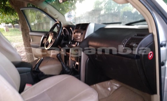 Buy Used Toyota Land Cruiser Prado White Car in Sukuta in Brikama Buy Used Toyota Land Cruiser Prado White Car in Sukuta in Brikama