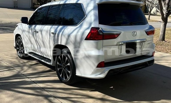 اشتري مستعمل Lexus LX 570 White سيارة في Banjul في Banjul اشتري مستعمل Lexus LX 570 White سيارة في Banjul في Banjul