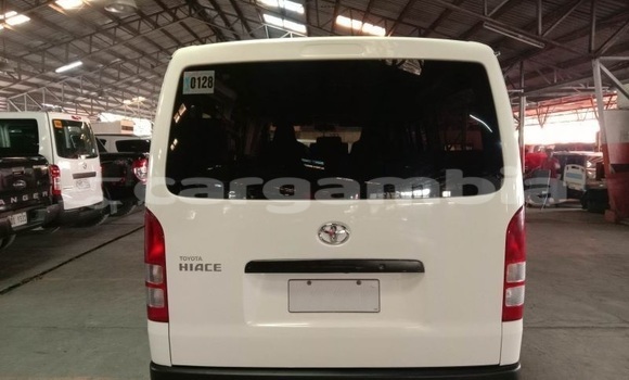 اشتري مستعمل Toyota Hiace White سيارة في Banjul في Banjul اشتري مستعمل Toyota Hiace White سيارة في Banjul في Banjul