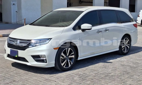 Buy Used Honda Odyssey White Car in Banjul in Banjul