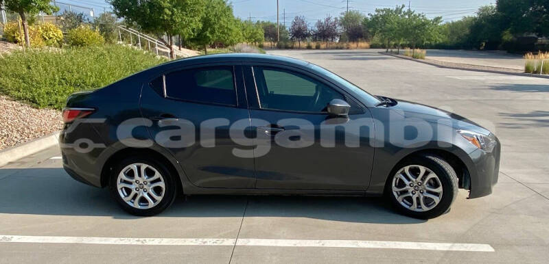 Big with watermark toyota yaris banjul banjul 2510