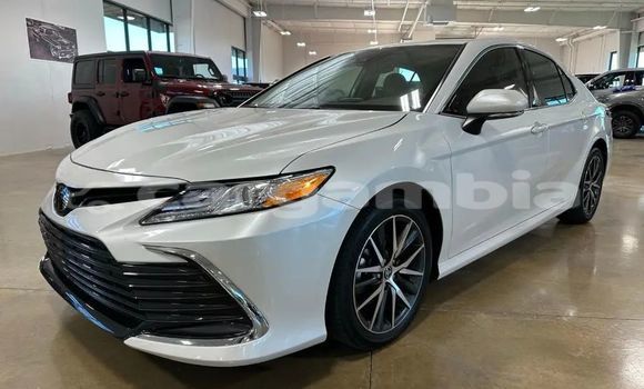 Buy Used Toyota Camry White Car in Brikama in Brikama