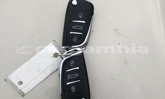 Buy Import BMW X5 Beige Car in Sukuta in Brikama Buy Import BMW X5 Beige Car in Sukuta in Brikama