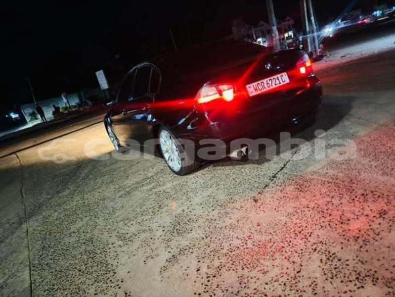 Big with watermark bmw 3 series kanifing serekunda 2543