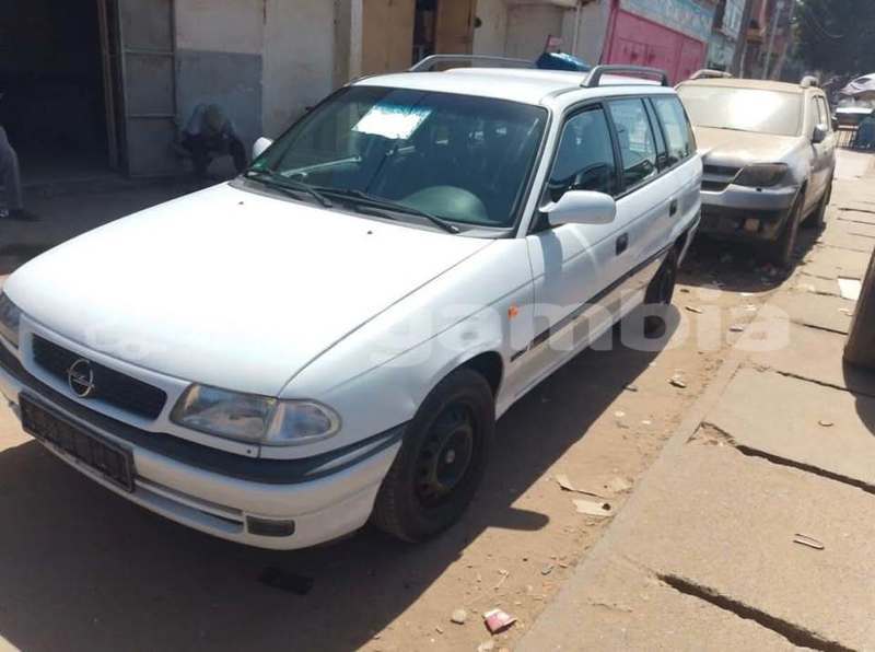 Big with watermark opel astra kanifing serekunda 2546