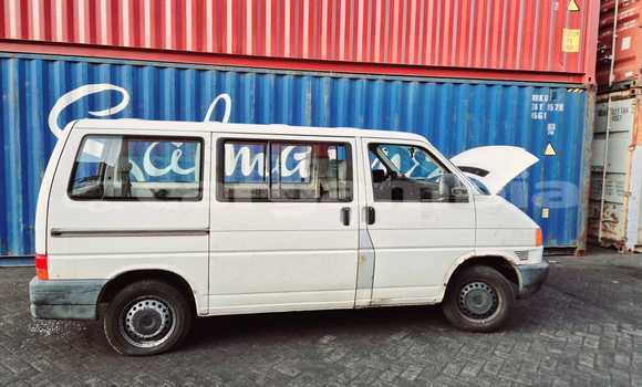 Buy Import Volkswagen Transporter White Car in Brufut in Brikama Buy Import Volkswagen Transporter White Car in Brufut in Brikama