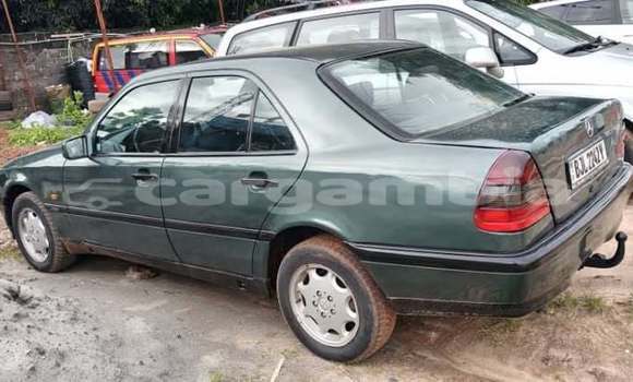 Buy Used Toyota Allex Green Car in Banjul in Banjul Buy Used Toyota Allex Green Car in Banjul in Banjul