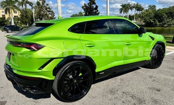 اشتري مستعمل Lamborghini Urus Green سيارة في Mansakonko في Mansakonko اشتري مستعمل Lamborghini Urus Green سيارة في Mansakonko في Mansakonko