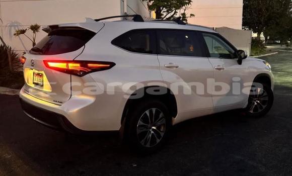 اشتري مستعمل Toyota Highlander White سيارة في Banjul في Banjul اشتري مستعمل Toyota Highlander White سيارة في Banjul في Banjul