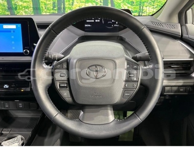 Big with watermark toyota prius kanifing serekunda 2616