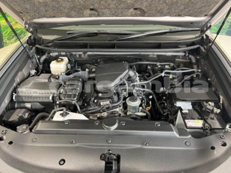 Big with watermark toyota land cruiser prado kanifing serekunda 2619