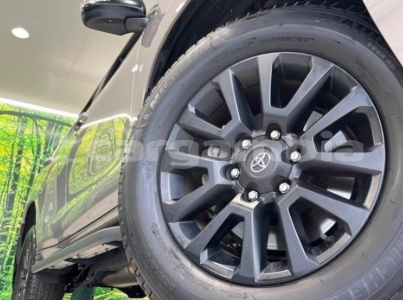 Big with watermark toyota land cruiser prado kanifing serekunda 2619