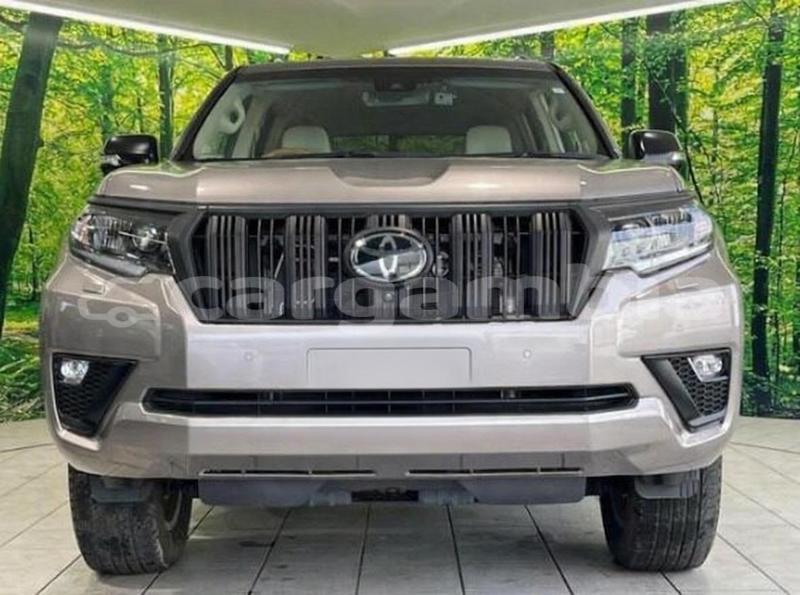 Big with watermark toyota land cruiser prado kanifing serekunda 2619