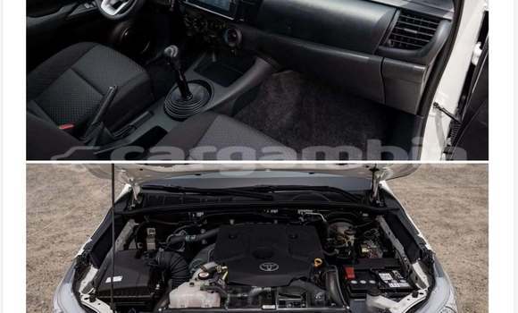 Buy Used Toyota Hilux White Car in Banjul in Banjul Buy Used Toyota Hilux White Car in Banjul in Banjul