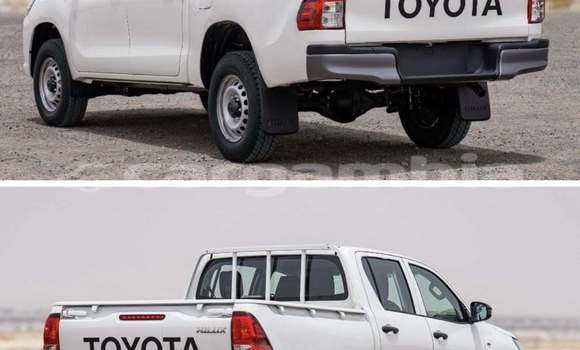 Buy Used Toyota Hilux White Car in Banjul in Banjul Buy Used Toyota Hilux White Car in Banjul in Banjul