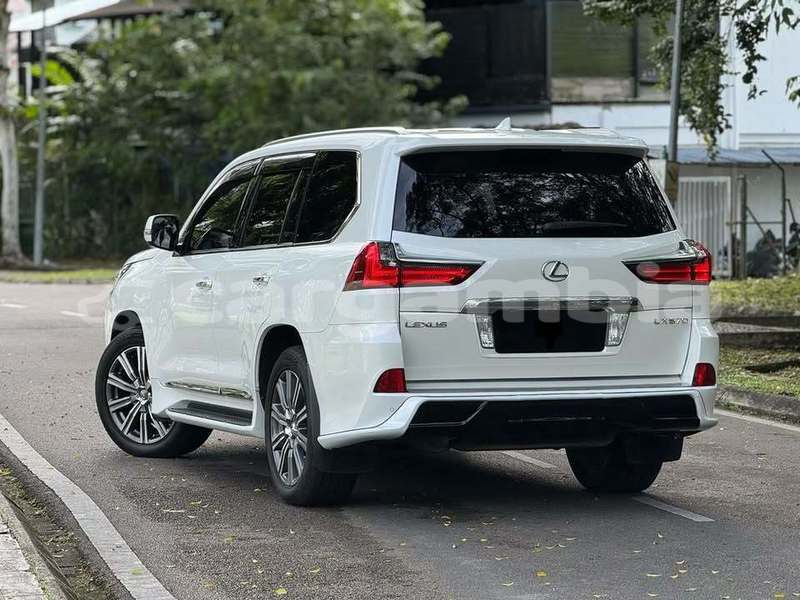 Big with watermark lexus lx 570 kanifing serekunda 2633