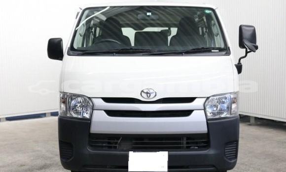 اشتري مستعمل Toyota Hiace White سيارة في Banjul في Banjul اشتري مستعمل Toyota Hiace White سيارة في Banjul في Banjul