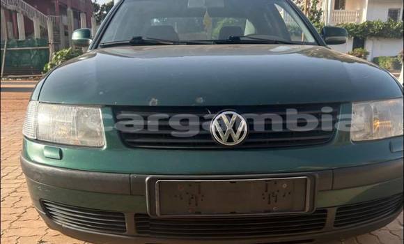 Buy Used Volkswagen Passat Green Car in Banjul in Banjul