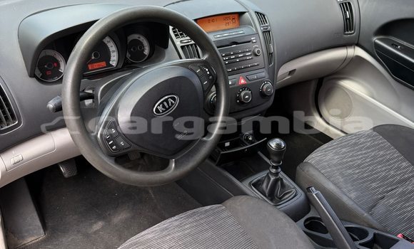 Buy Used Kia Carens Other Car in Banjul in Banjul Buy Used Kia Carens Other Car in Banjul in Banjul