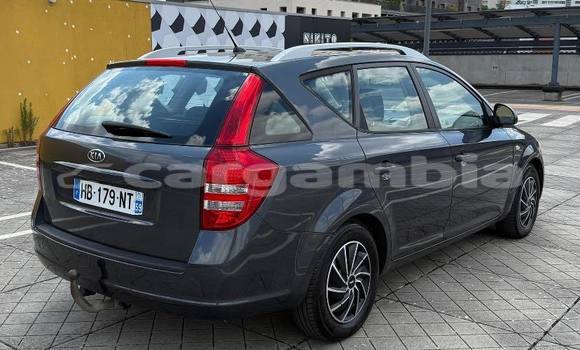 Buy Used Kia Carens Other Car in Banjul in Banjul Buy Used Kia Carens Other Car in Banjul in Banjul