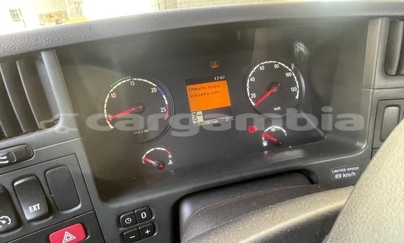 Buy Used Scania R420 White Truck in Banjul in Banjul Buy Used Scania R420 White Truck in Banjul in Banjul