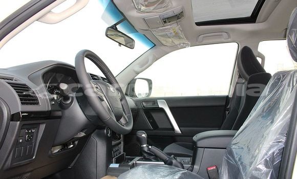 اشتري مستعمل Toyota Land Cruiser Prado White سيارة في Banjul في Banjul اشتري مستعمل Toyota Land Cruiser Prado White سيارة في Banjul في Banjul