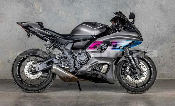 Buy Used Yamaha YZF Black Bike in Serekunda in Kanifing