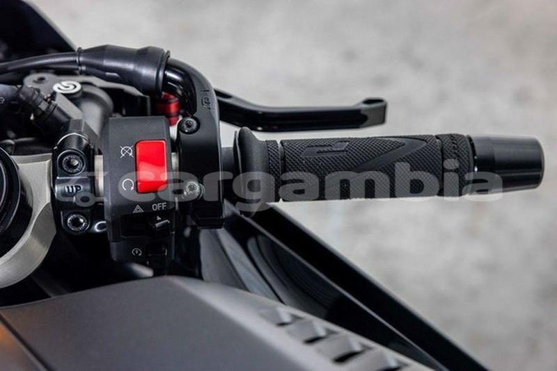 Big with watermark yamaha yzf kanifing serekunda 2696