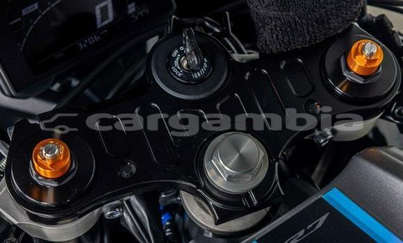 Acheter Occasion Moto Yamaha YZF Noir à Serekunda, Kanifing Acheter Occasion Moto Yamaha YZF Noir à Serekunda, Kanifing