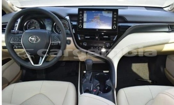 Dieundeu Occasion Toyota Camry White Auto in Banjul in Banjul Dieundeu Occasion Toyota Camry White Auto in Banjul in Banjul
