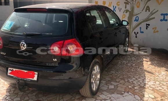 اشتري مستعمل Volkswagen Golf Blue سيارة في Serekunda في Kanifing اشتري مستعمل Volkswagen Golf Blue سيارة في Serekunda في Kanifing