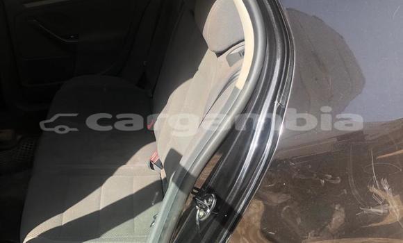 اشتري مستعمل Volkswagen Golf Blue سيارة في Serekunda في Kanifing اشتري مستعمل Volkswagen Golf Blue سيارة في Serekunda في Kanifing
