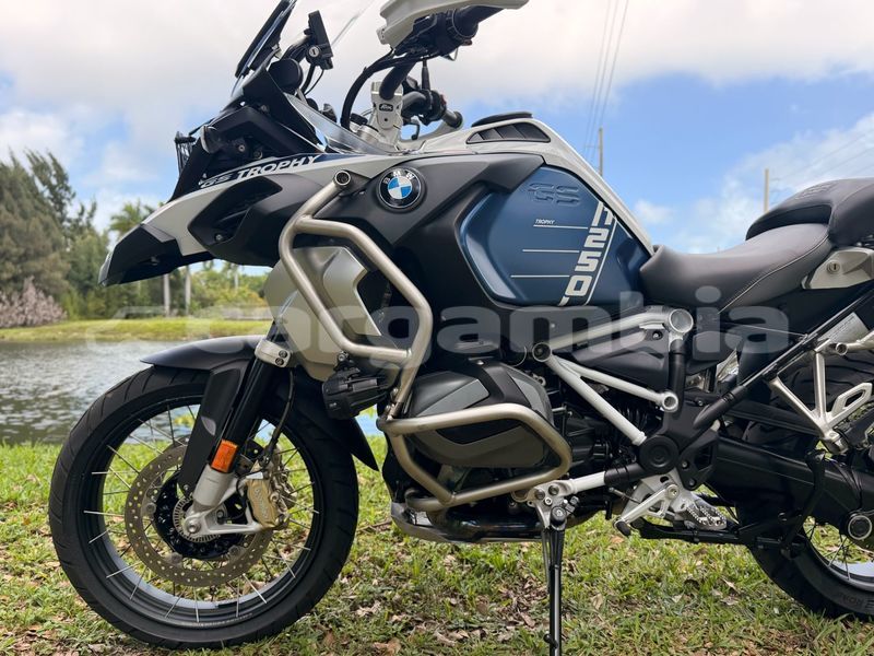Big with watermark bmw gs kanifing bakau 2721