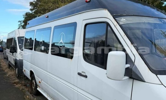 Acheter Occasion Voiture Mercedes-Benz Vito Blanc à Banjul, Banjul Acheter Occasion Voiture Mercedes-Benz Vito Blanc à Banjul, Banjul