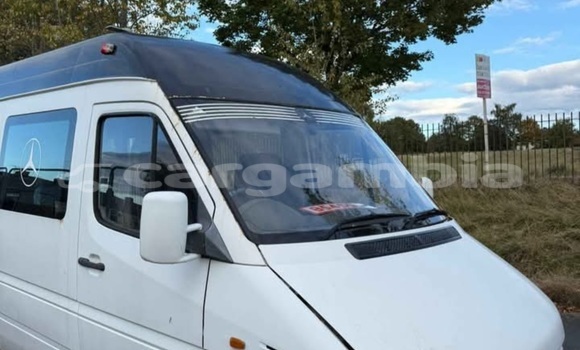Acheter Occasion Voiture Mercedes-Benz Vito Blanc à Banjul, Banjul Acheter Occasion Voiture Mercedes-Benz Vito Blanc à Banjul, Banjul