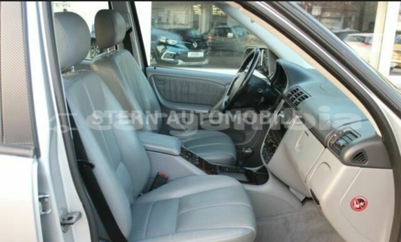 Dieundeu Occasion Mercedes‒Benz ML–Class Silver Auto in Banjul in Banjul Dieundeu Occasion Mercedes‒Benz ML–Class Silver Auto in Banjul in Banjul