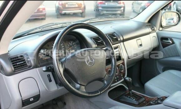 Dieundeu Occasion Mercedes‒Benz ML–Class Silver Auto in Banjul in Banjul Dieundeu Occasion Mercedes‒Benz ML–Class Silver Auto in Banjul in Banjul