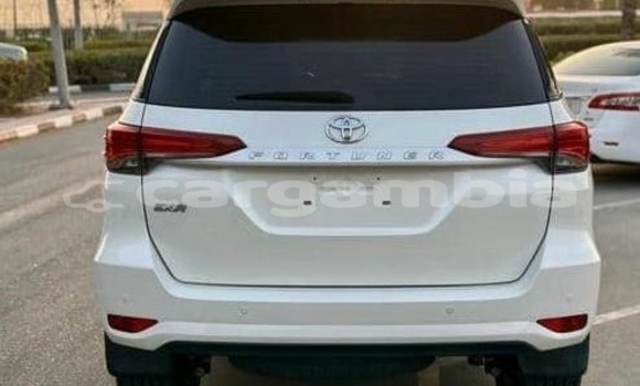 Buy Used Toyota Fortuner White Car in Banjul in Banjul Buy Used Toyota Fortuner White Car in Banjul in Banjul