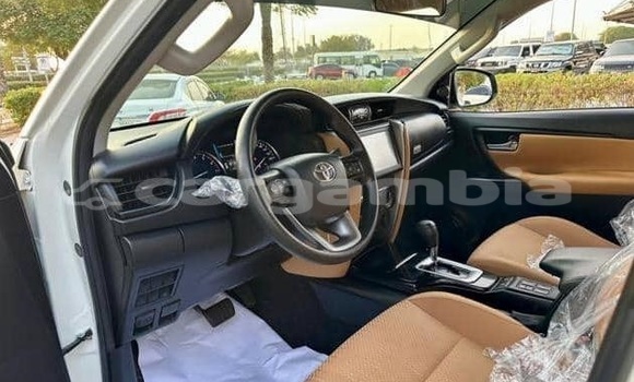 Buy Used Toyota Fortuner White Car in Banjul in Banjul Buy Used Toyota Fortuner White Car in Banjul in Banjul