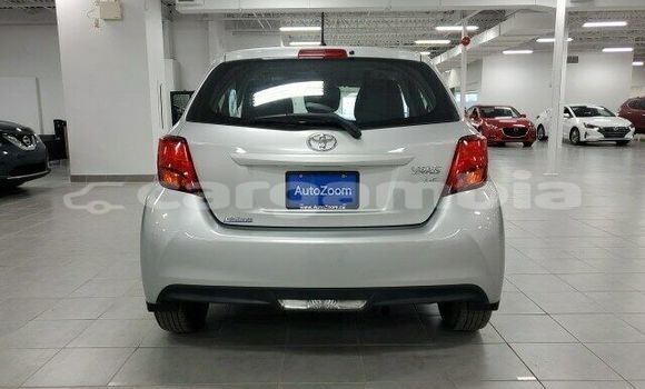 Dieundeu Occasion Toyota Yaris Silver Auto in Banjul in Banjul Dieundeu Occasion Toyota Yaris Silver Auto in Banjul in Banjul