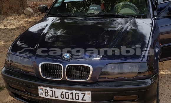 Dieundeu Imported BMW 3–Series Blue Auto in Bakau in Kanifing Dieundeu Imported BMW 3–Series Blue Auto in Bakau in Kanifing