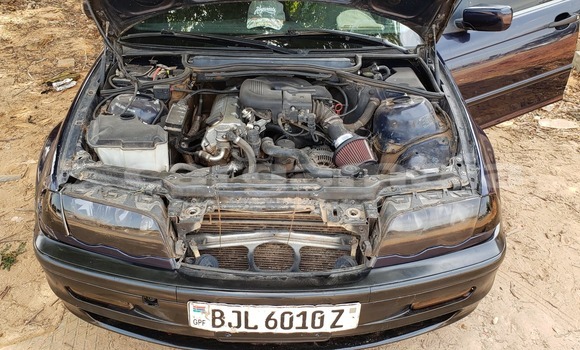 Dieundeu Imported BMW 3–Series Blue Auto in Bakau in Kanifing Dieundeu Imported BMW 3–Series Blue Auto in Bakau in Kanifing