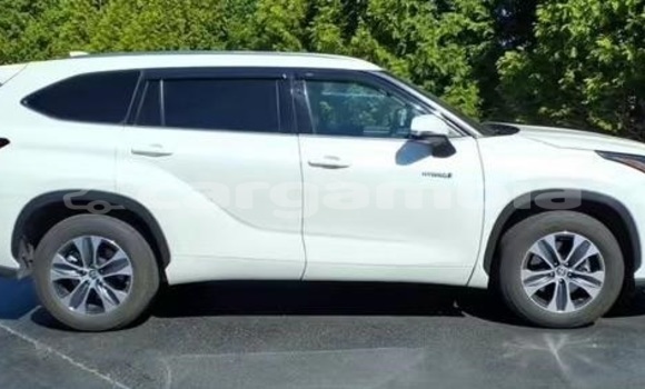 Acheter Occasion Voiture Toyota Highlander Blanc à Banjul, Banjul Acheter Occasion Voiture Toyota Highlander Blanc à Banjul, Banjul